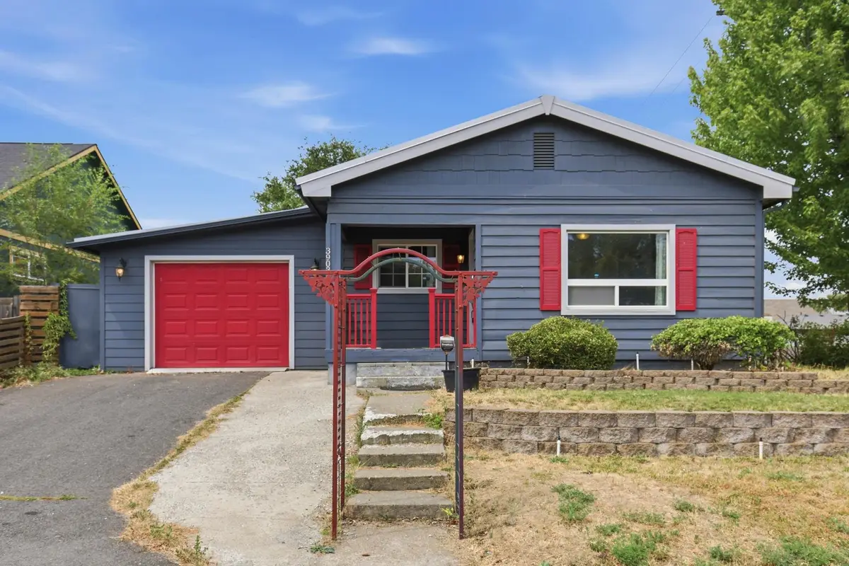 3903 N Helena St, Spokane, WA 99207 - #1