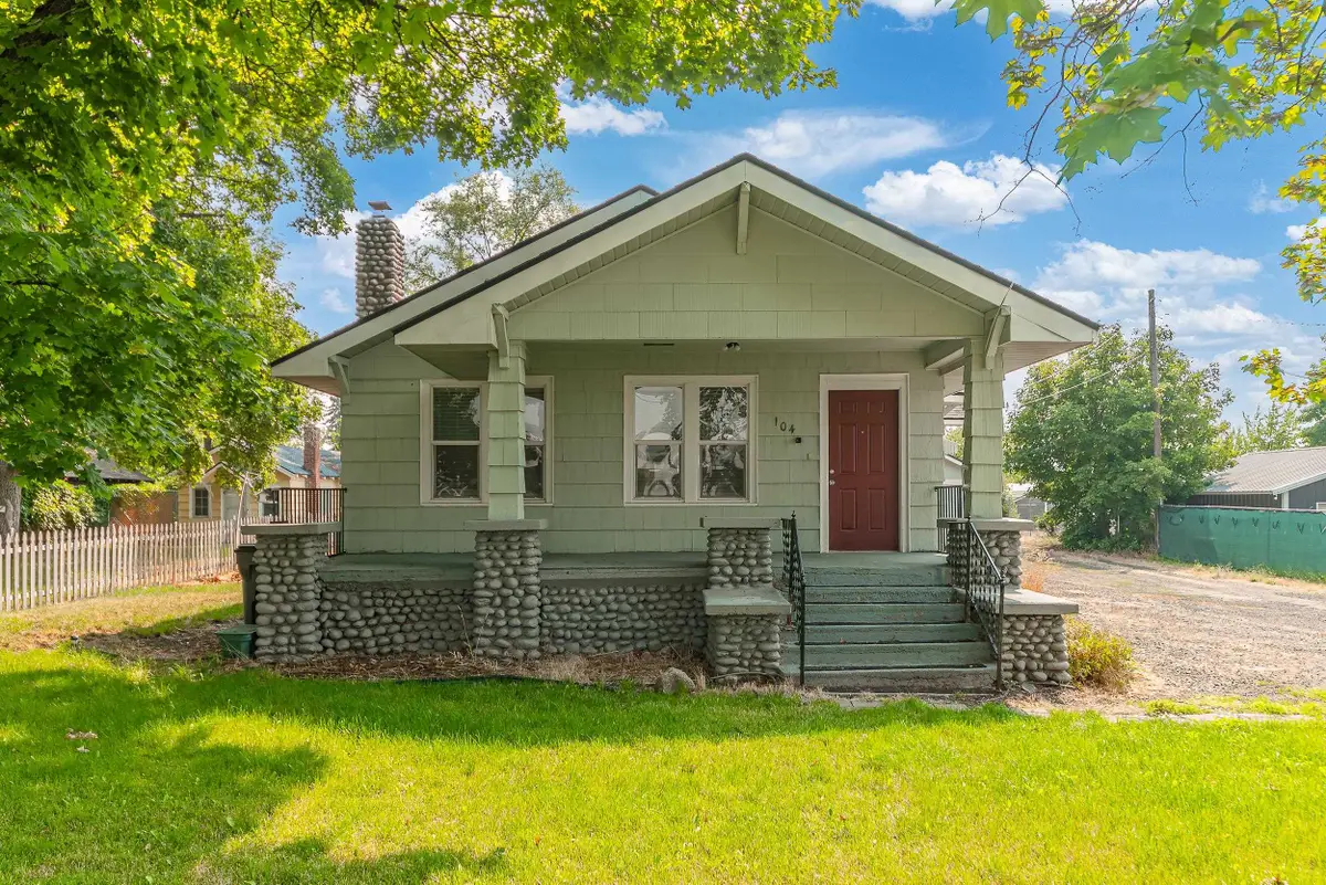 104 N Farr Rd, Spokane Valley, WA 99206 - #1