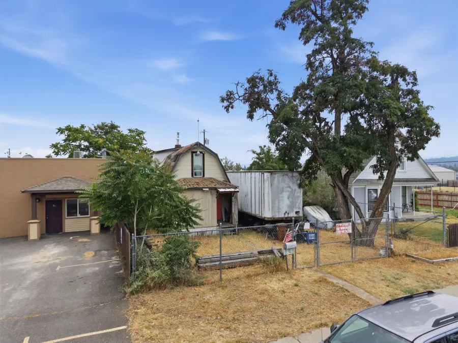 712 N Hogan St, Spokane, WA 99202 - #3