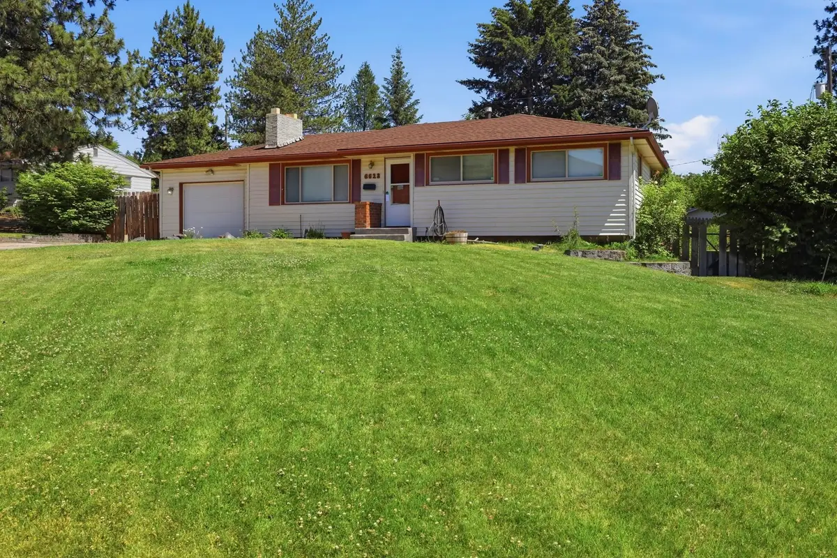 6628 N Alberta St, Spokane, WA 99208 - #1