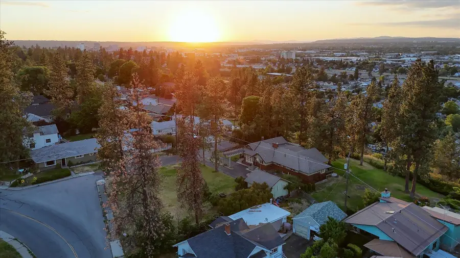 2109 E 9th Ave, Spokane, WA 99202 - #2