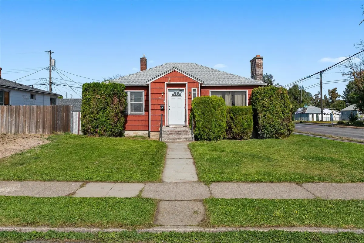 227 E Crown Ave, Spokane, WA 99207 - #1