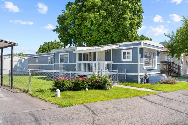 21725 E Wellesley Ave, Otis Orchards, WA 99027