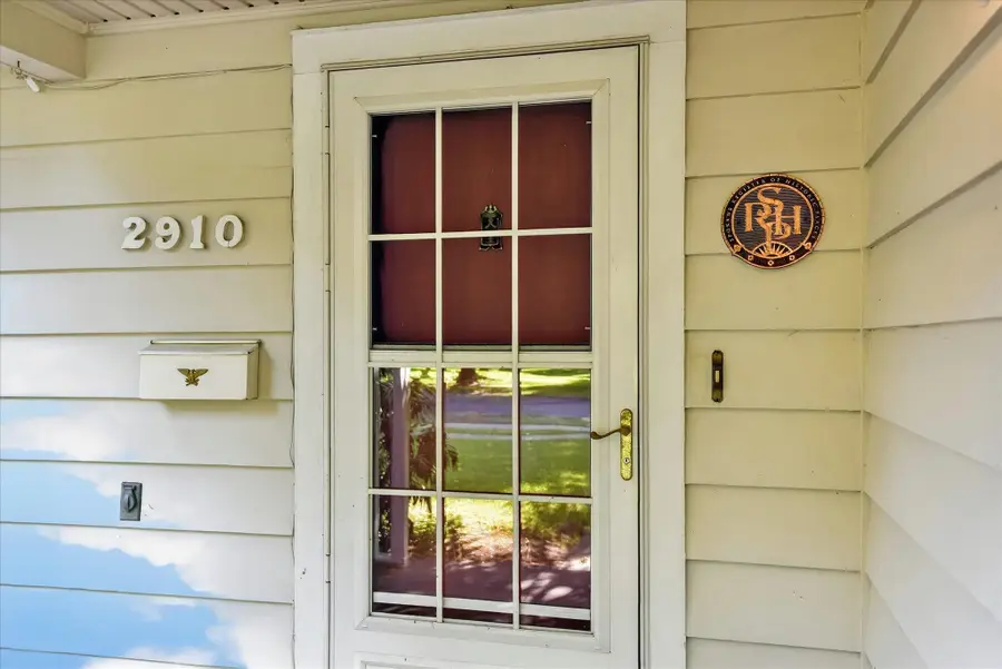 2910 N East Oval St, Spokane, WA 99205 - #3