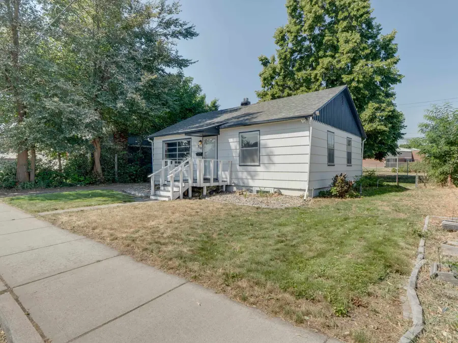 310 N 6th St, Cheney, WA 99004 - #2