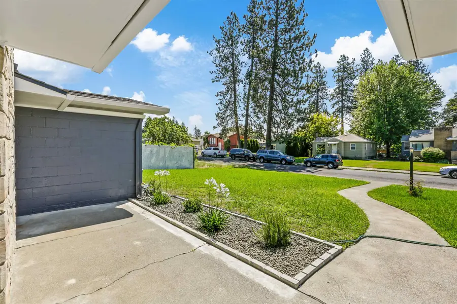2618 W Providence Ave, Spokane, WA 99205 - #3