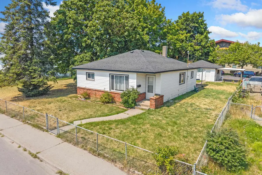 2423 E Empire Ave, Spokane, WA 99207 - #2