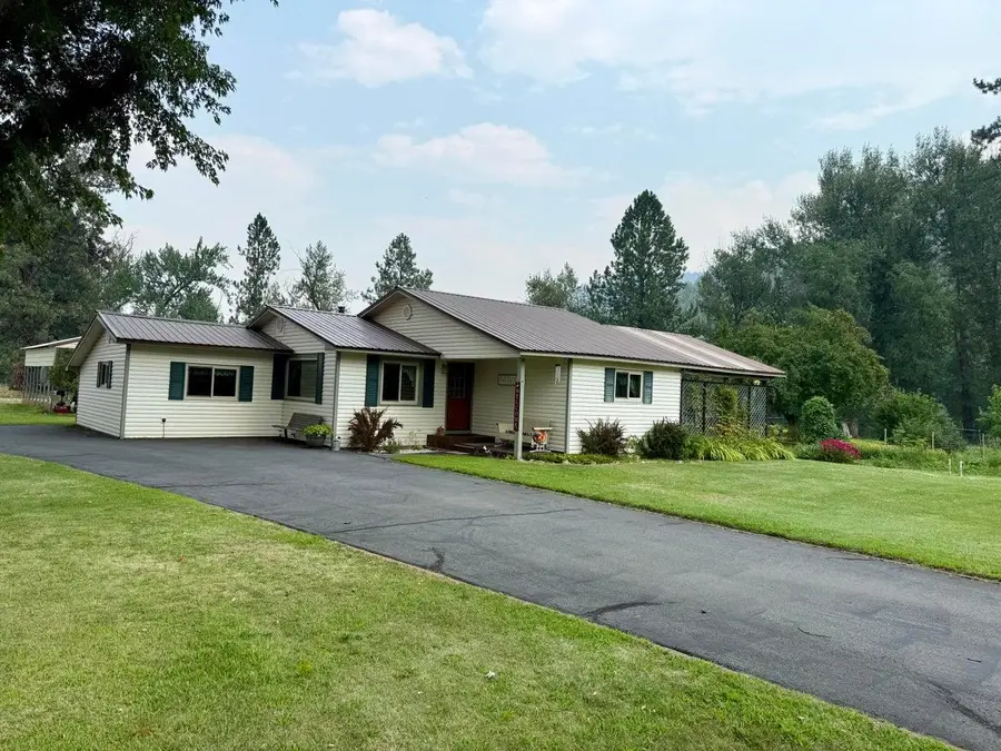 11 Wall St, Danville, WA 99121 - #2