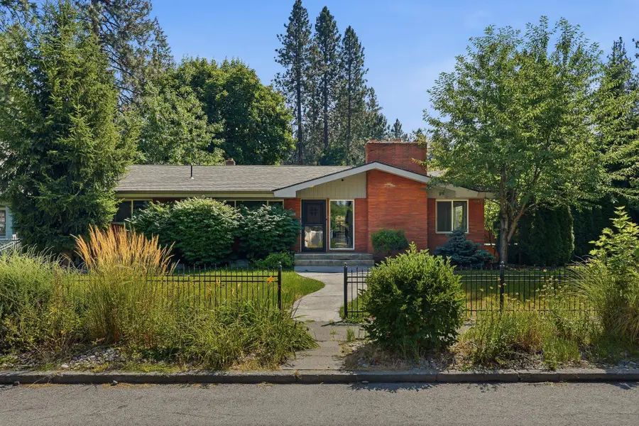 1210 E 17th Ave, Spokane, WA 99203 - #2