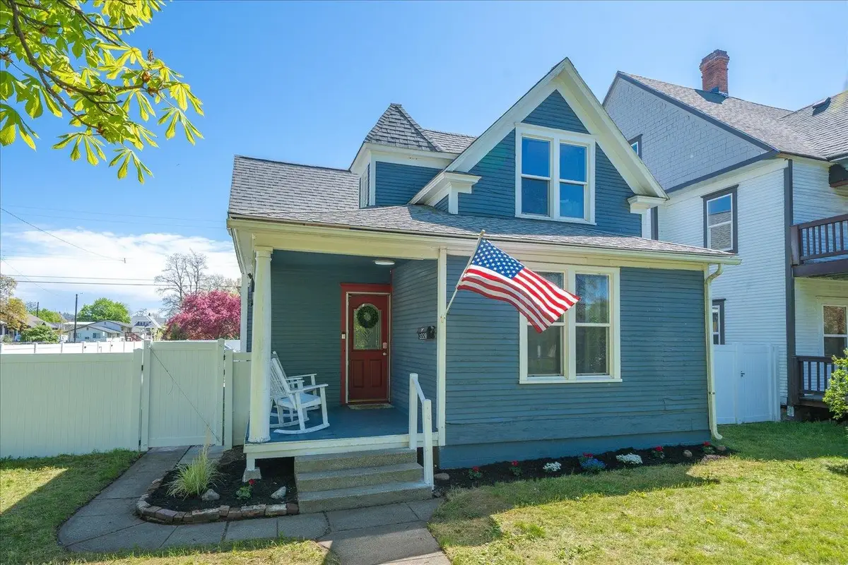 2228 N Cincinnati St, Spokane, WA 99207 - #1