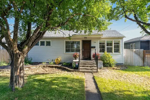 904 E Joseph Ave, Spokane, WA 99208