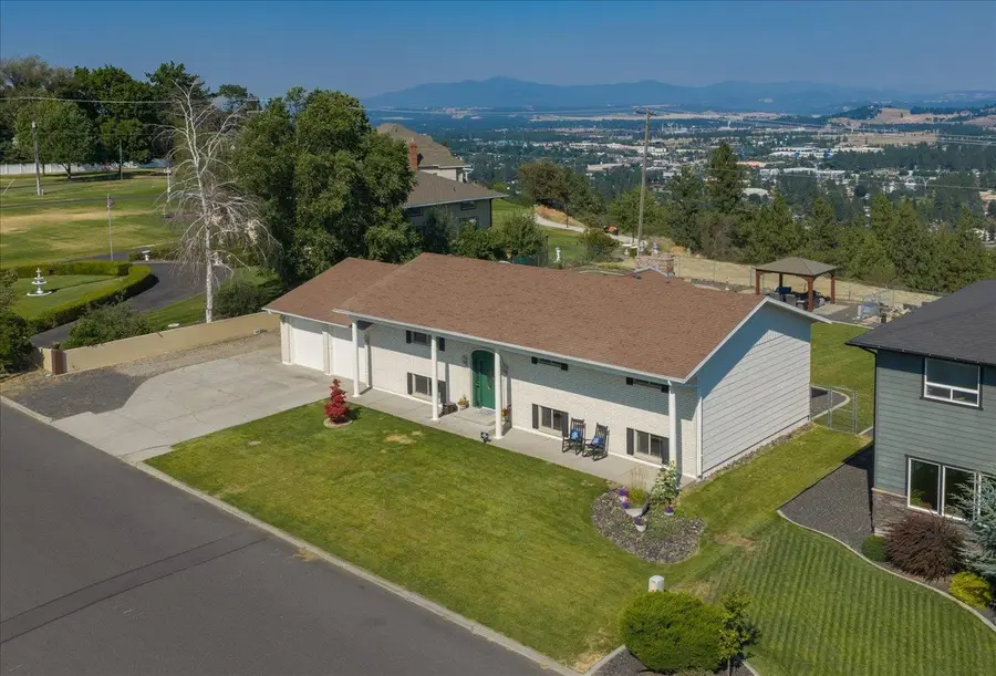 8116 N N Panorama Dr, Spokane, WA 99208 - #3
