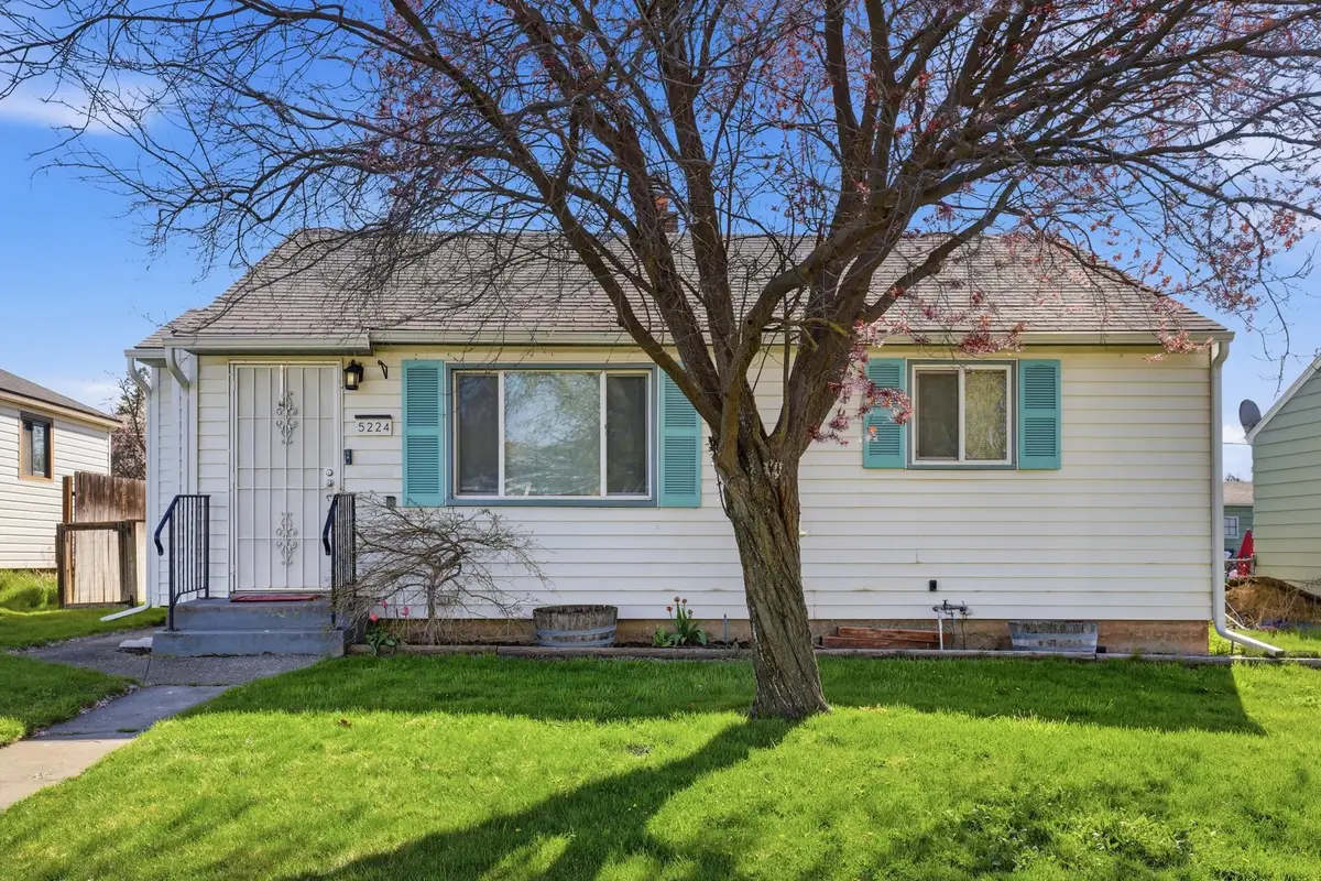5224 N Cannon St St, Spokane, WA 99205 - #1