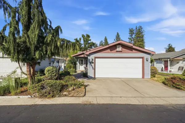 1001 W Sunny Creek Cir, Spokane, WA 99224