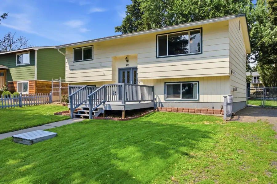 415 N Silver Lake Ave, Medical Lake, WA 99022 - #2