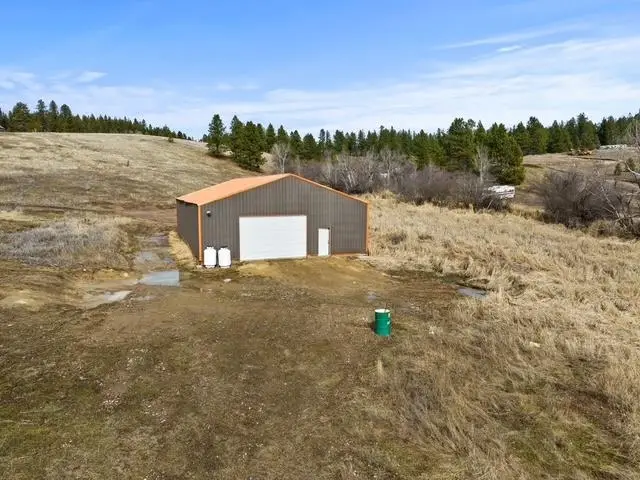 11707 E Tallman Rd, Chattaroy, WA 99003 - #1