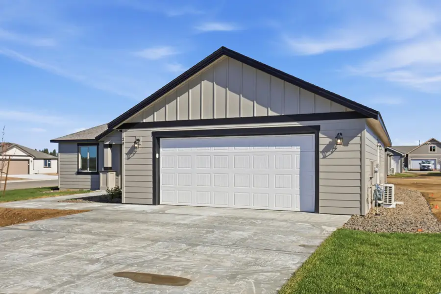 28 W 12th St, Deer Park, WA 99006 - #3