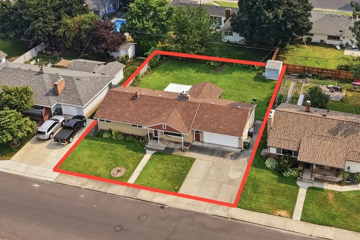 201 W Franklin Ct, Spokane, WA 99205 - #1