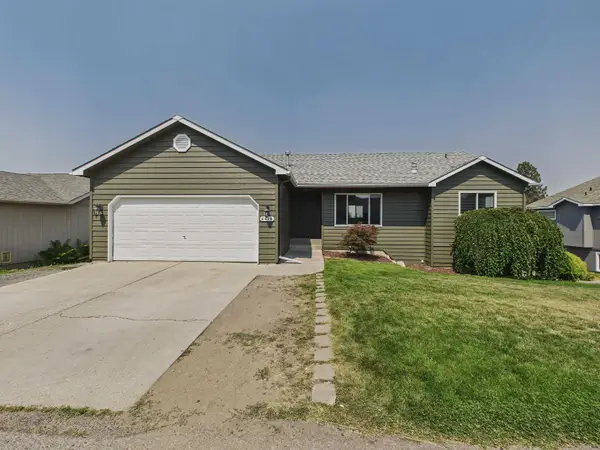 8418 E Bull Pine Ln, Spokane, WA 99217