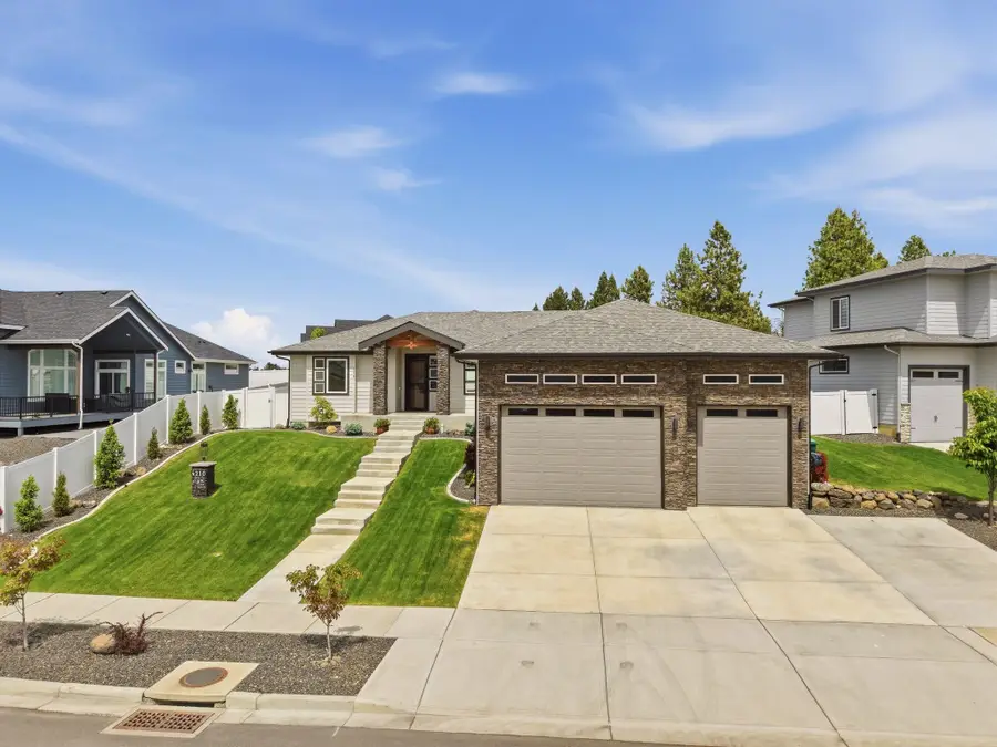 4210 W Pine Cliff Dr, Spokane, WA 99208 - #3