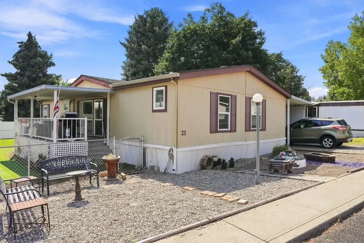 3110 E Chattaroy #21 Rd, Chattaroy, WA 99003 - #1