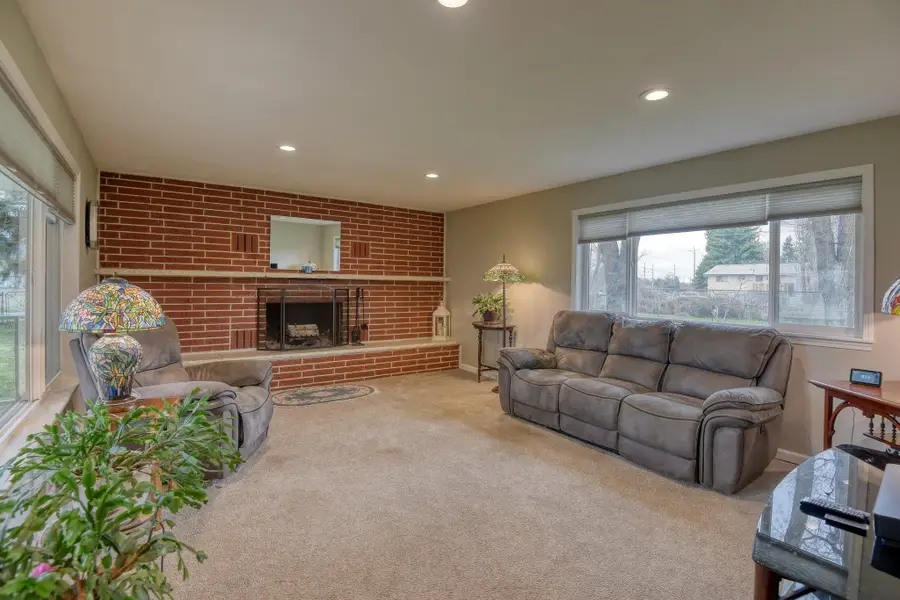 5405 N Powell Rd, Newman Lake, WA 99025 - #2