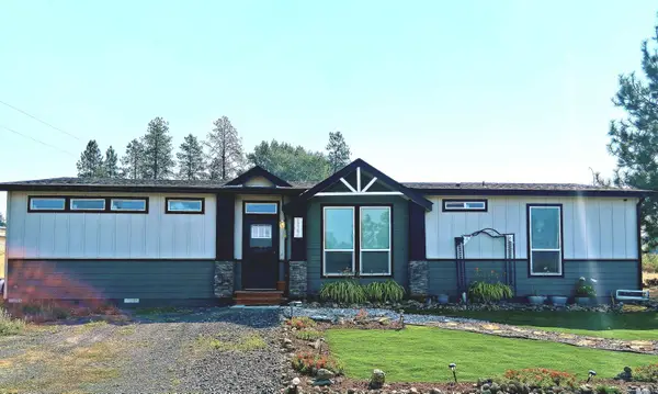12201 W Hunt Rd, Cheney, WA 99004