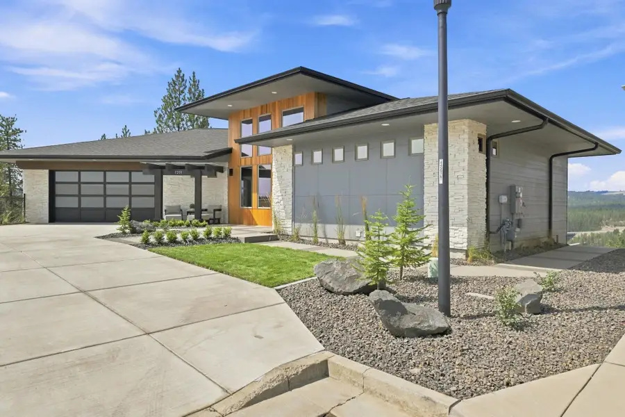 1201 E Fireside Ln, Spokane, WA 99208 - #2