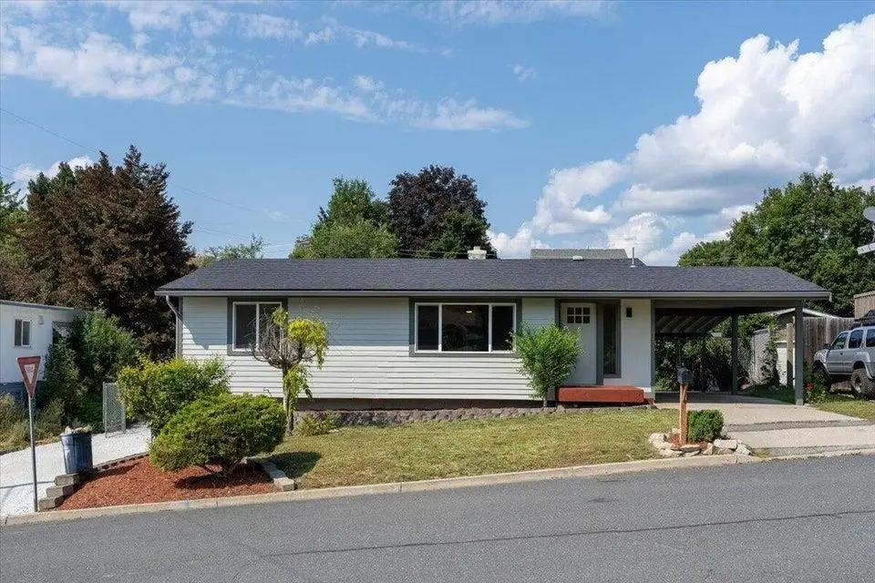 1025 E Ivy Ave, Colville, WA 99109 - #1