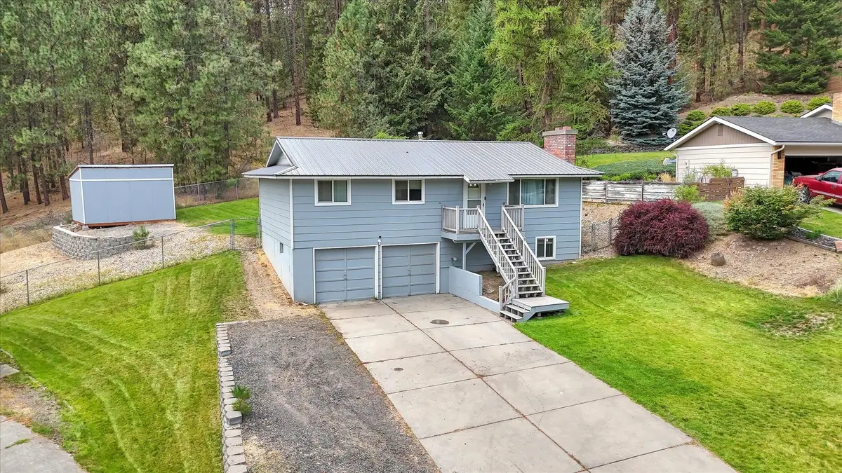 509 E Parkhill Dr, Spokane, WA 99208 - #1
