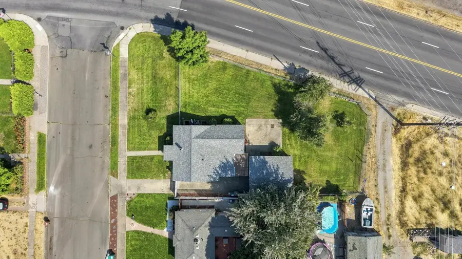 1318 E Ermina Ave, Spokane, WA 99207 - #3
