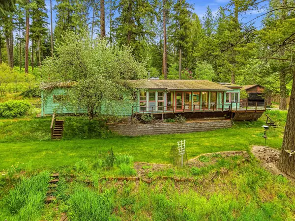2026 E Sandy Beach Rd, Elk, WA 99009