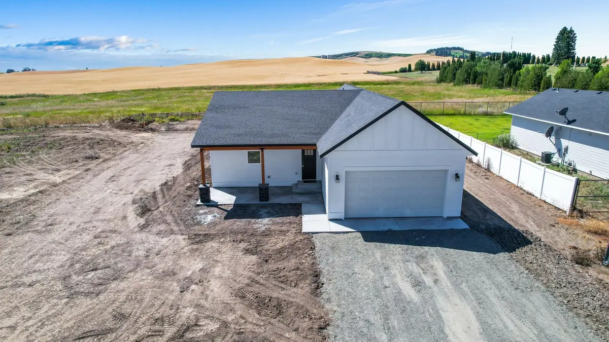 520 E Davisadero St, Reardan, WA 99029 - #1