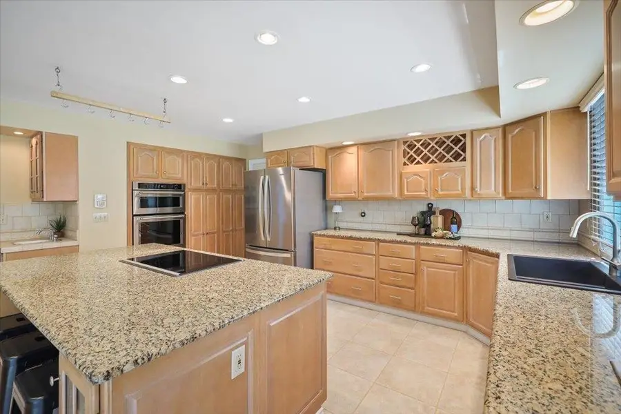1728 E Rockwood Blvd, Spokane, WA 99203 - #3