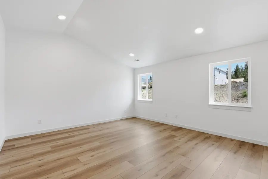 1518 W 68th Ave, Spokane, WA 99224 - #3