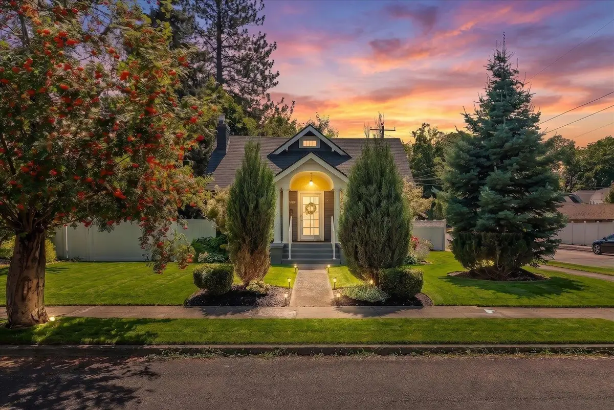 3327 W Glass Ave, Spokane, WA 99205 - #1