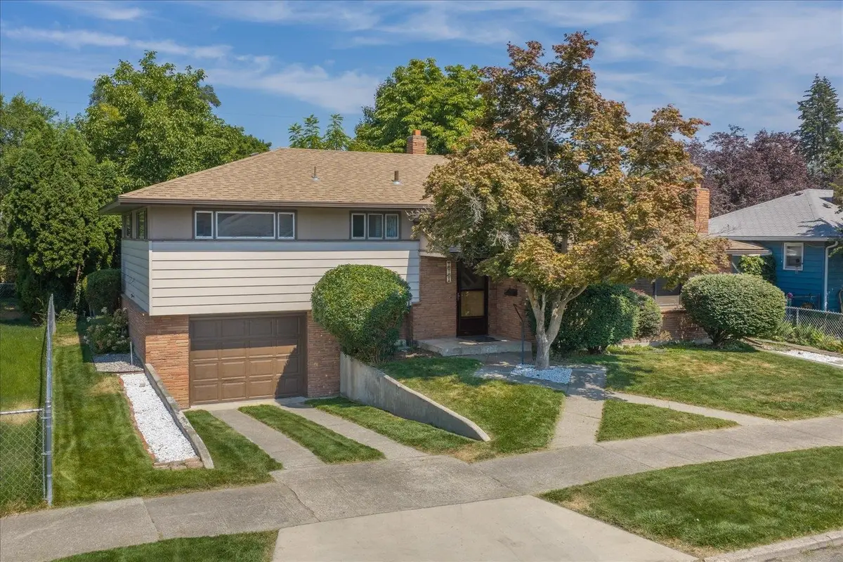 821 E Broad St, Spokane, WA 99207 - #1