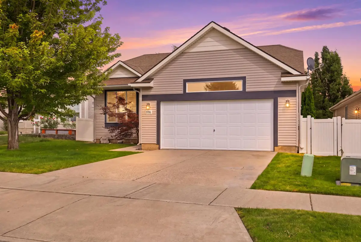 9106 N Oak St, Spokane, WA 99208 - #1