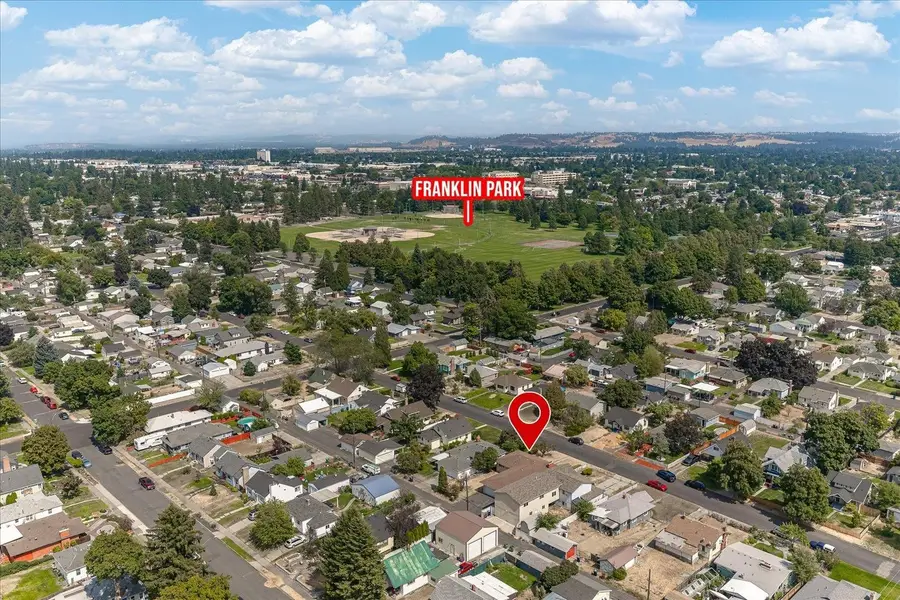 4927 N Washington St, Spokane, WA 99205 - #2