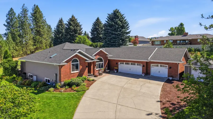 10206 N Comanche Dr, Spokane, WA 99208 - #2