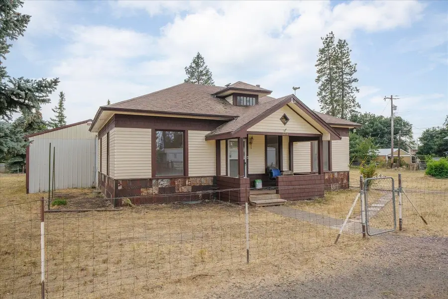 924 E Ladd St, Medical Lake, WA 99022 - #3