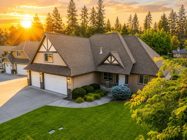 15926 E Renz Dr, Spokane Valley, WA 99037