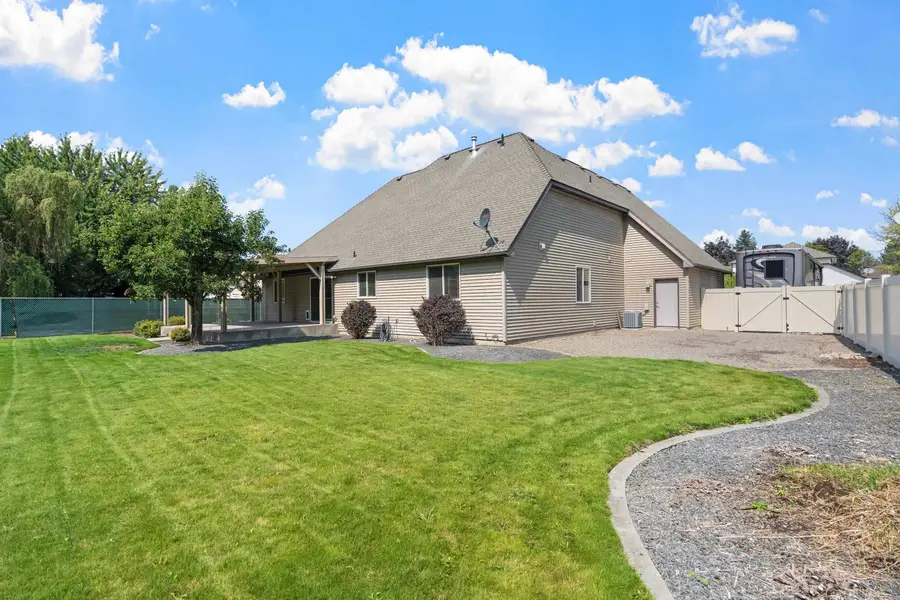 15926 E Renz Dr, Spokane Valley, WA 99037 - #3