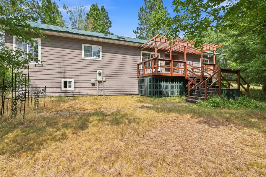9722 Scotia Rd, Newport, WA 99156 - #2