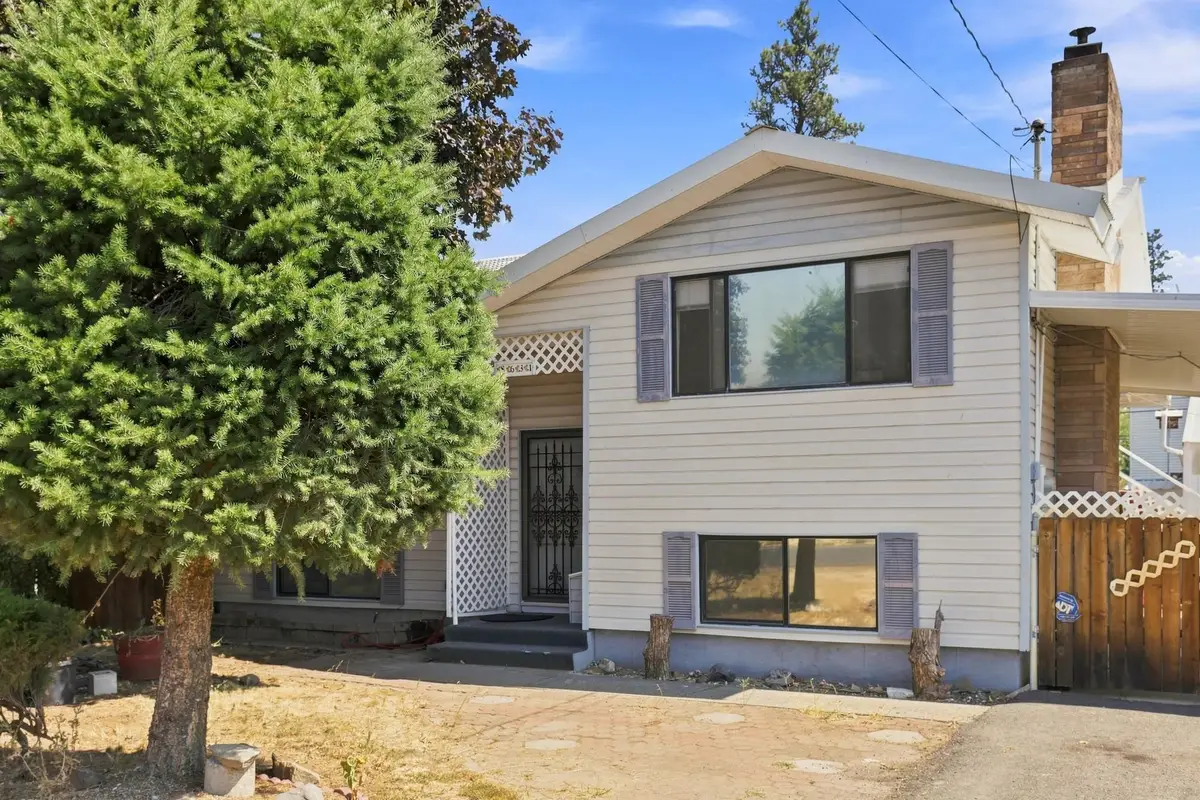 631 S Jefferson St, Medical Lake, WA 99022 - #1