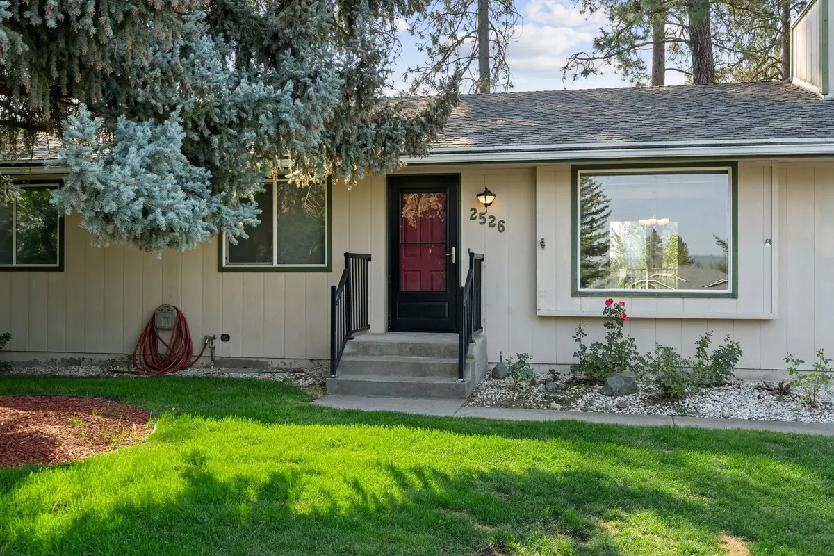 2526 E Nicklaus Pl, Spokane, WA 99223 - #1