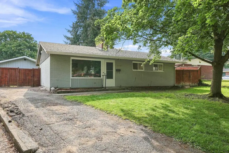 6906 N Howard St, Spokane, WA 99208 - #2