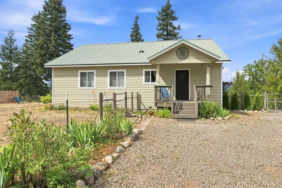 1576 Sunrise Hill Ln, Newport, WA 99156 - #2