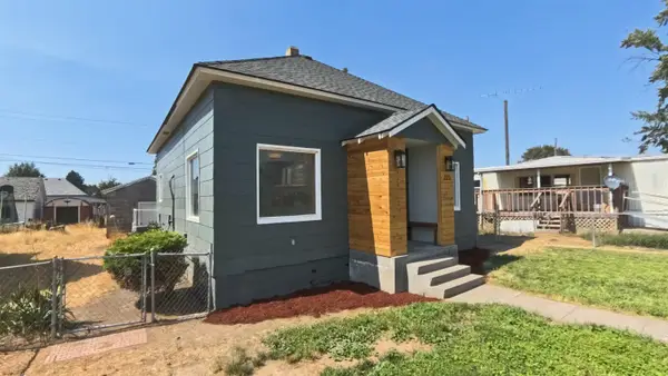 205 E Broadway St, Ritzville, WA 99169