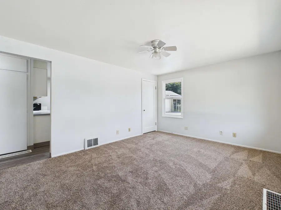 5907 N Braeburn Dr, Spokane, WA 99207 - #3